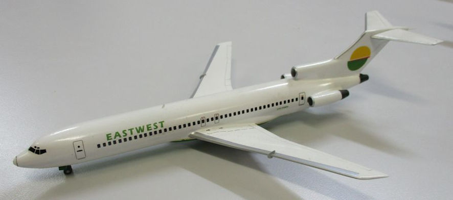 Boeing 727-300 - East West - Airfix 144