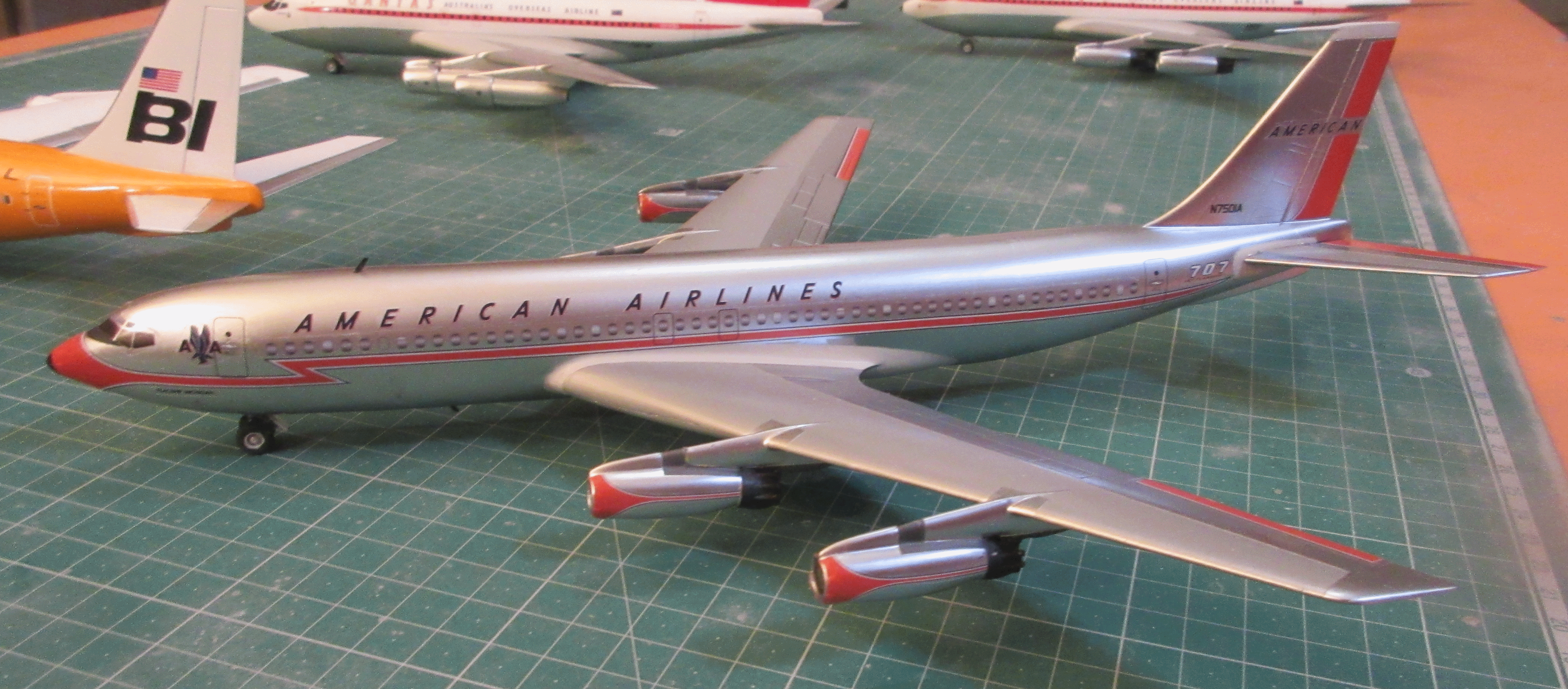 Boeing 707s in 1/144 by Minicraft and Roden – Leigh Edmonds little box ...